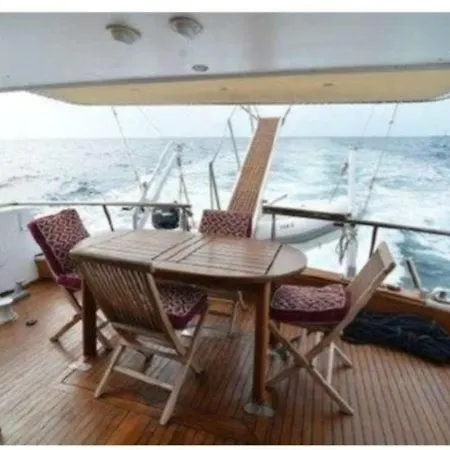 Lägenhet Yacht Lena Maria